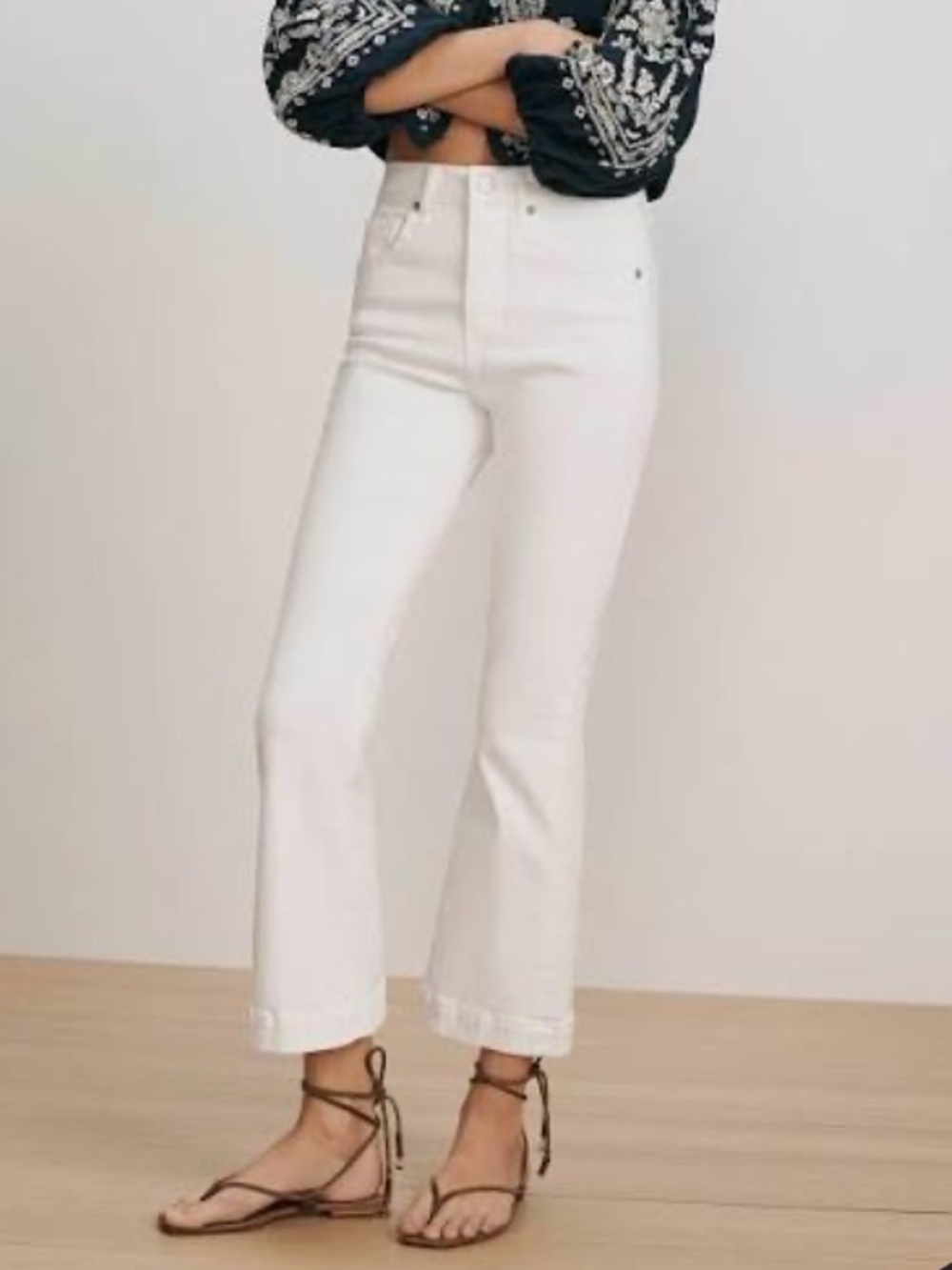 Veronica Beard Carson High Rise Ankle Flare in White